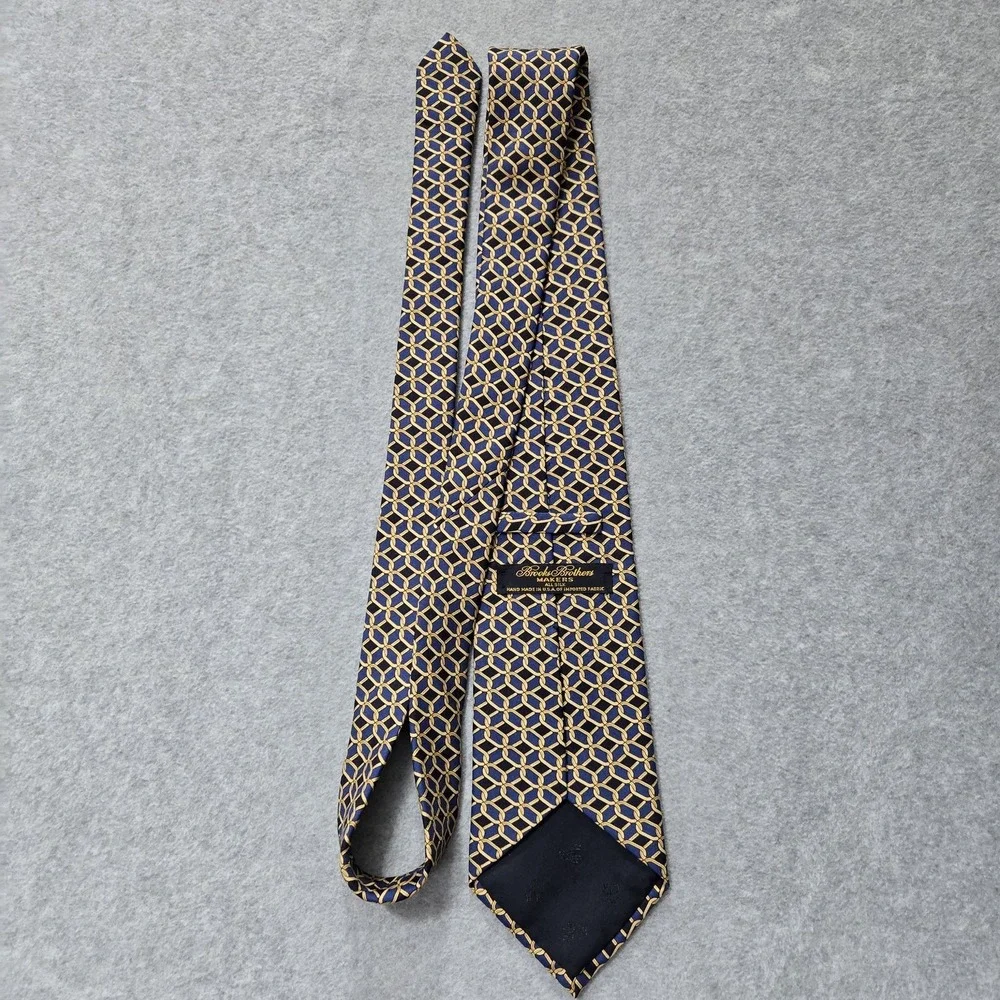 Brooks Brothers Tie Mens Geometric Chain Print Silk Made USA Classic Dress Neckt
